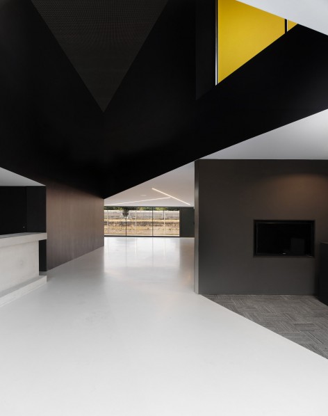 023-23-Art and Conference Centre,Inter-Generation Centre,and Tourist Office by Dominique coulon and associes-023