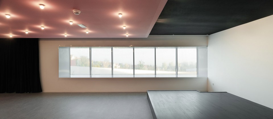 028-92-bed nursing home in Pont-sur-Yonne For dependent elderly people by Dominique coulon & associes