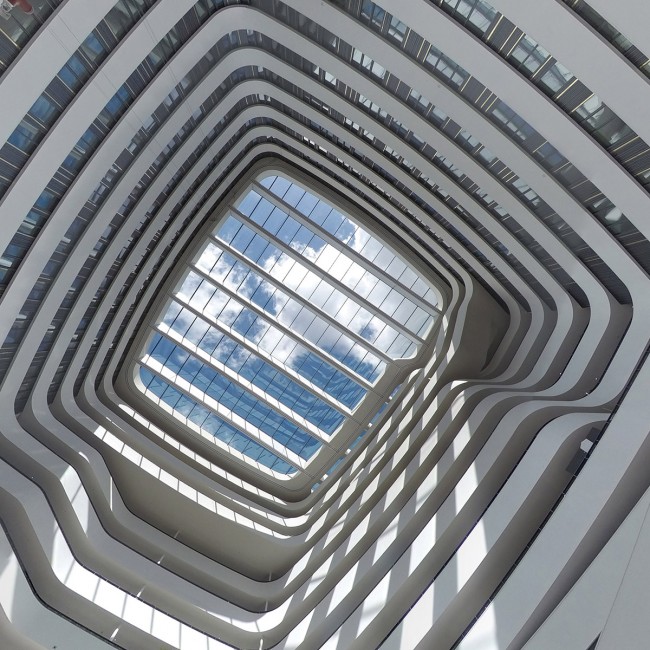 08_Photo Mecanoo_Glazed atrium roof Hilton Amsterdam Airport Schiphol