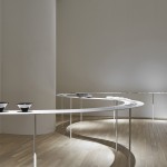 nendo用33米长漂浮之桌为GYRE打造巡回展 / nendo