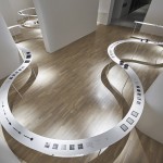 nendo用33米长漂浮之桌为GYRE打造巡回展 / nendo