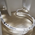 nendo用33米长漂浮之桌为GYRE打造巡回展 / nendo