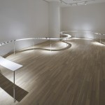 nendo用33米长漂浮之桌为GYRE打造巡回展 / nendo