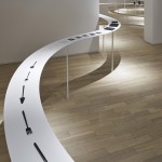 nendo用33米长漂浮之桌为GYRE打造巡回展 / nendo
