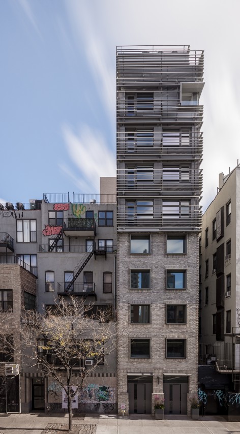 002-120 allen street by Grzywinski + Pons