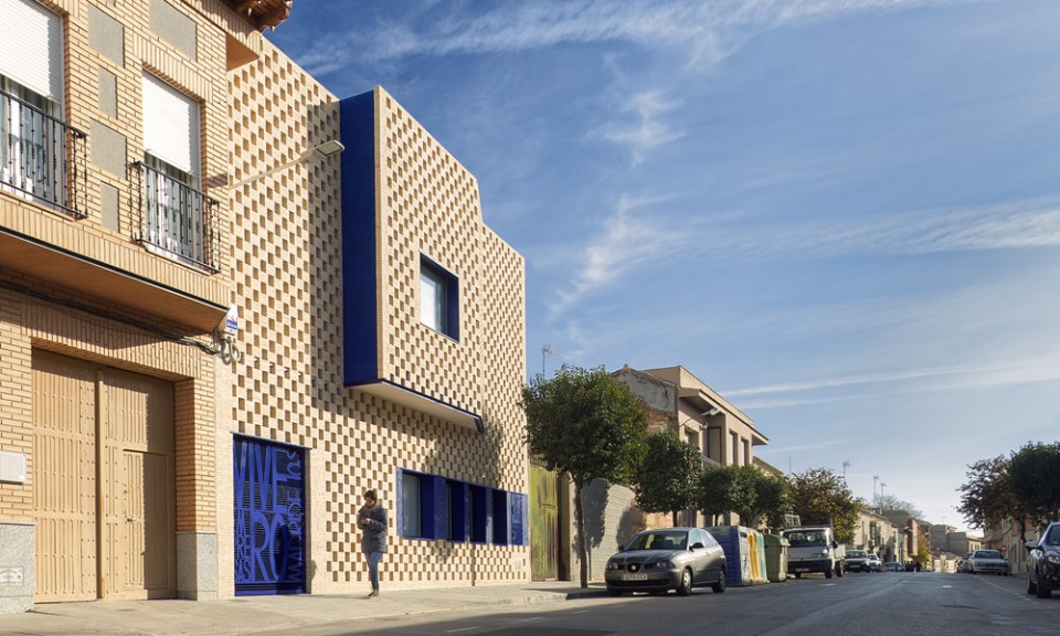 002-ENTREPRENEUR OFFICES by OOIIO Architecture