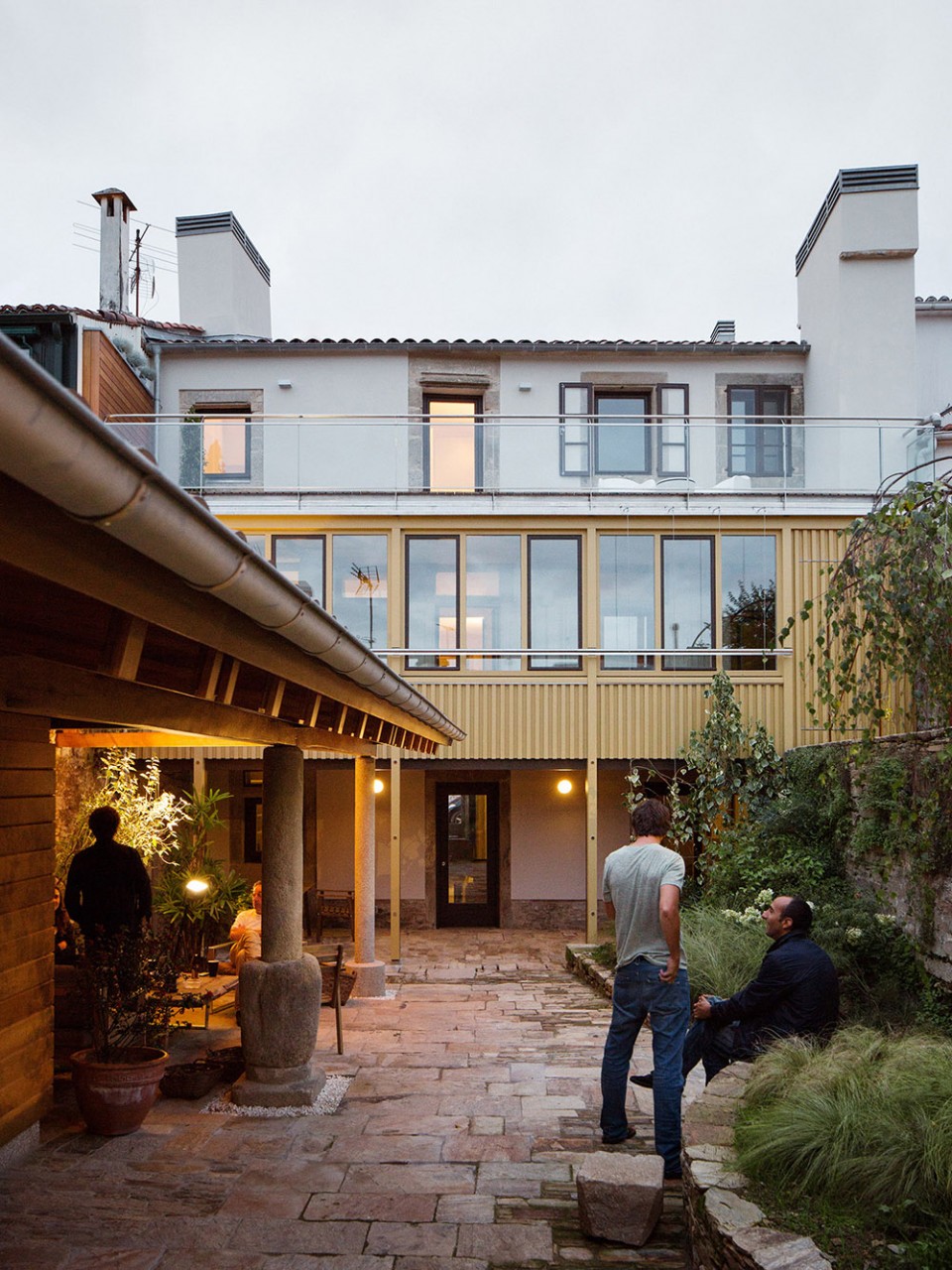 003-Casa Do Medio by ARROKABE ARQUITECTOS