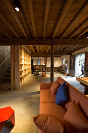 004-1楼-1 hostel-in-pingtian-village-china-by-he-wei