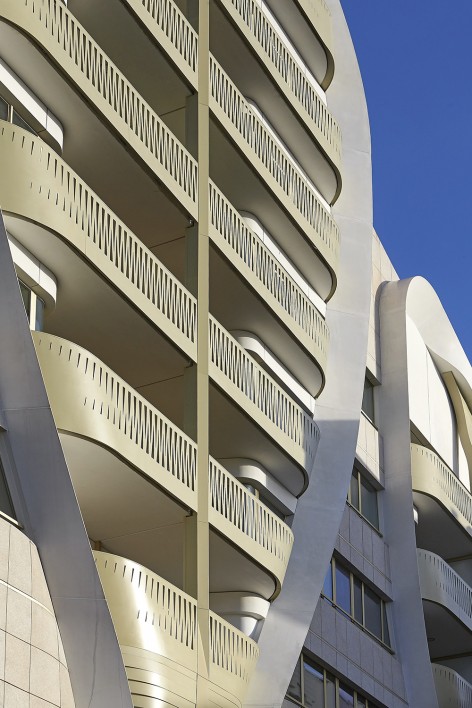 004-Le Toison d’Or by UNStudio