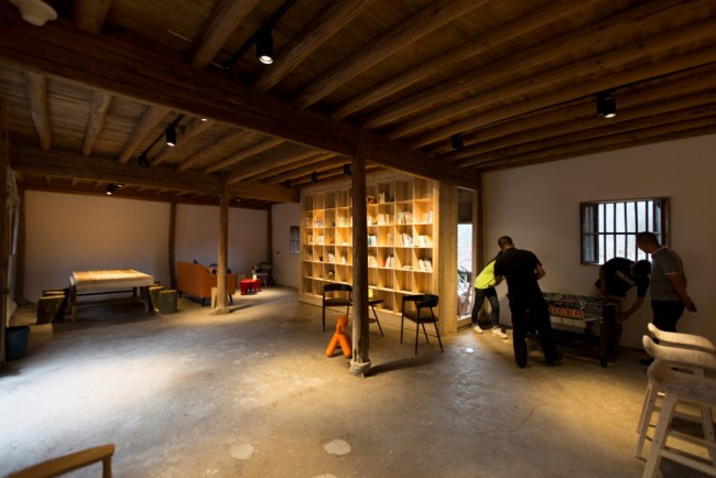 005-1楼-2 hostel-in-pingtian-village-china-by-he-wei