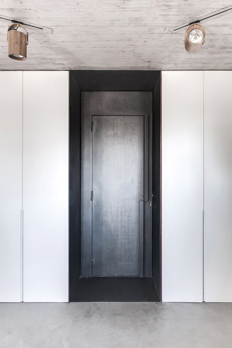 005-Duplex Penthouse apartment by Toledano +Architects