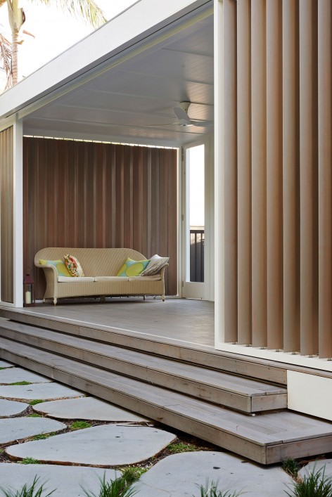 007-Luigi Rosselli Architects Beach House On Stilts