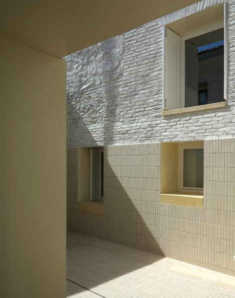 007-TWO HOUSES IN OROPESA by Paredes Pedrosa arquitectos