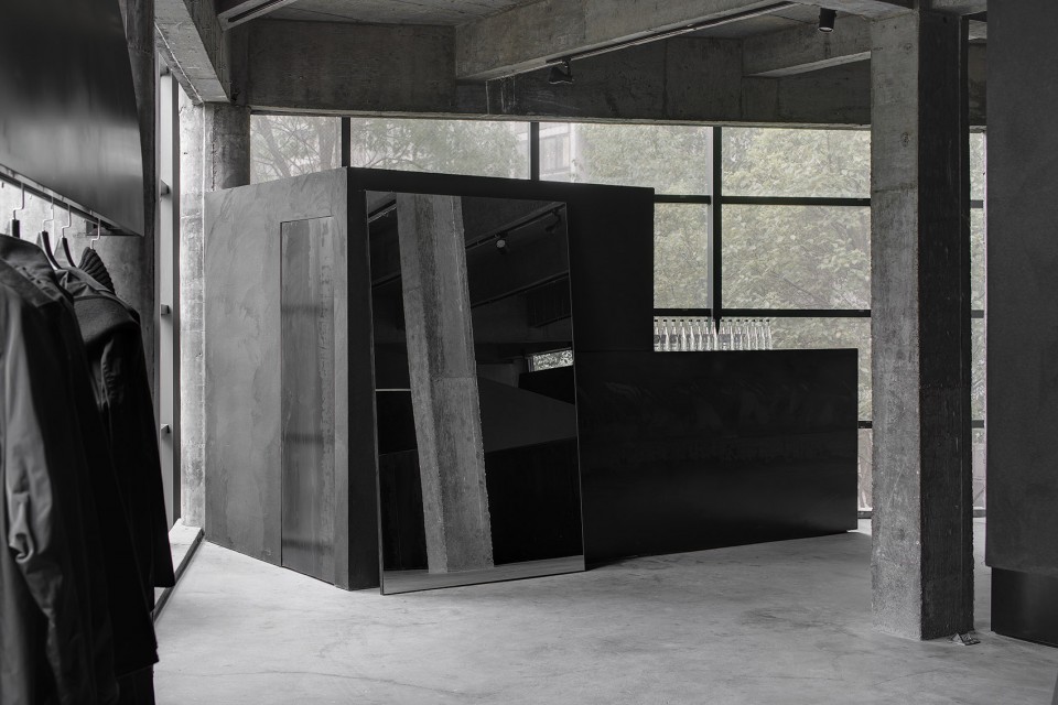 008 落地镜1Black cant system by Hangzhou ah well interior
