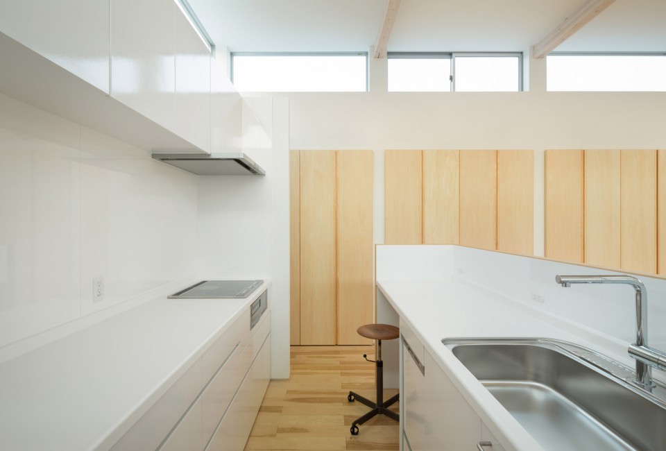 009-floating house in ogasa by Shuhei Goto Architects (9)