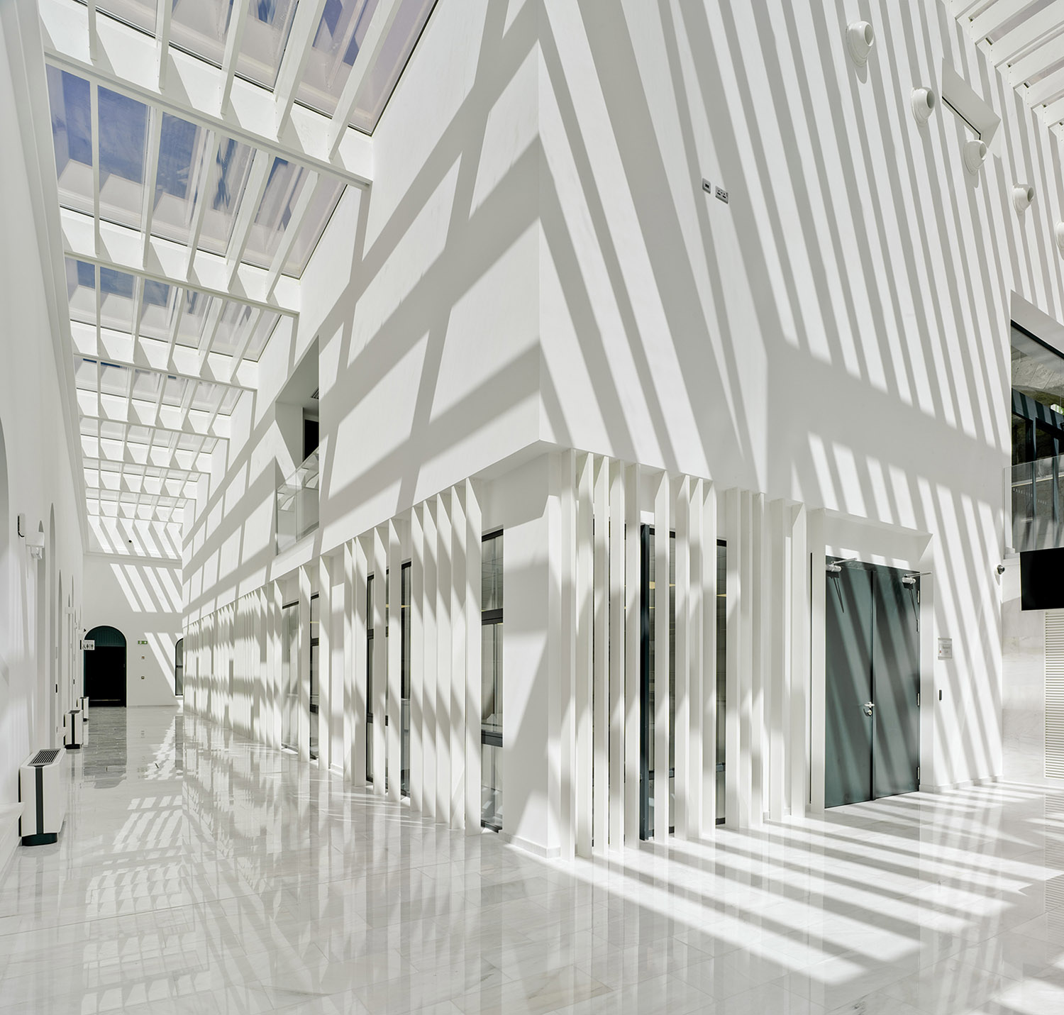 直布罗陀大学西班牙ayaltointegralsl