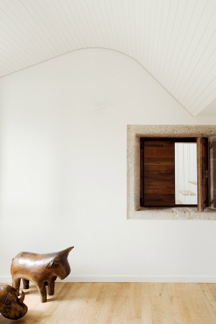 012-Casa Do Medio by ARROKABE ARQUITECTOS