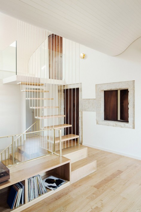 013-Casa Do Medio by ARROKABE ARQUITECTOS