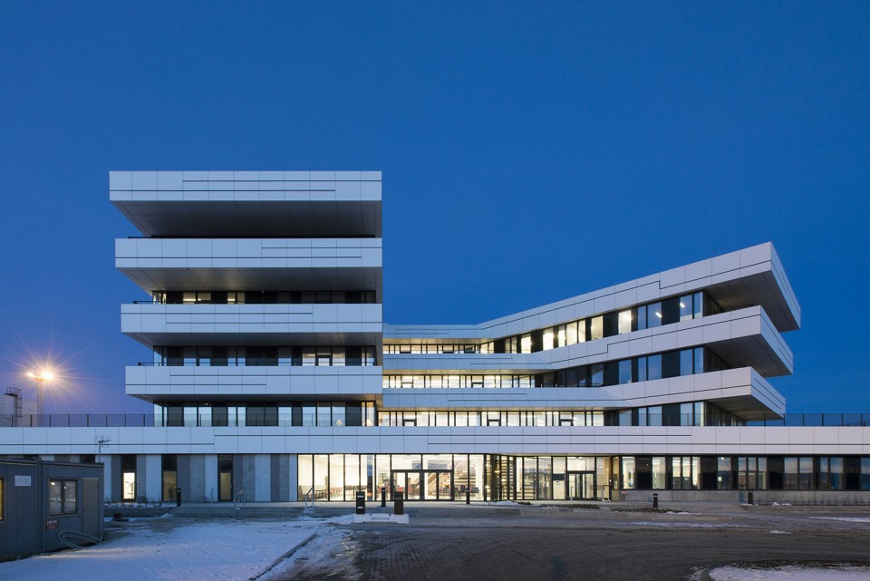 013-Port Centre and HQ, Port of Aarhus by C.F. Møller Architects