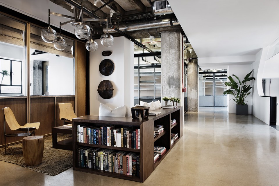 013. Neuehouse LA