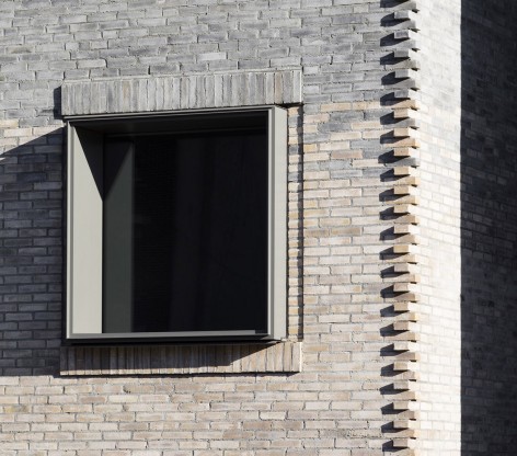 017-120 allen street by Grzywinski + Pons