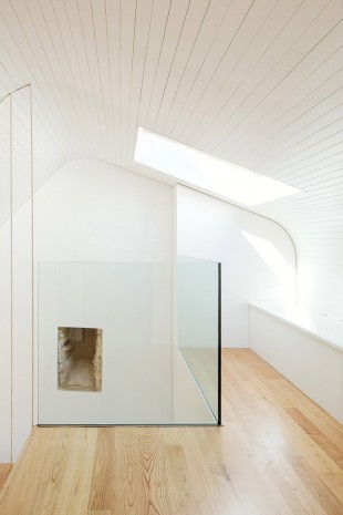 017-Casa Do Medio by ARROKABE ARQUITECTOS