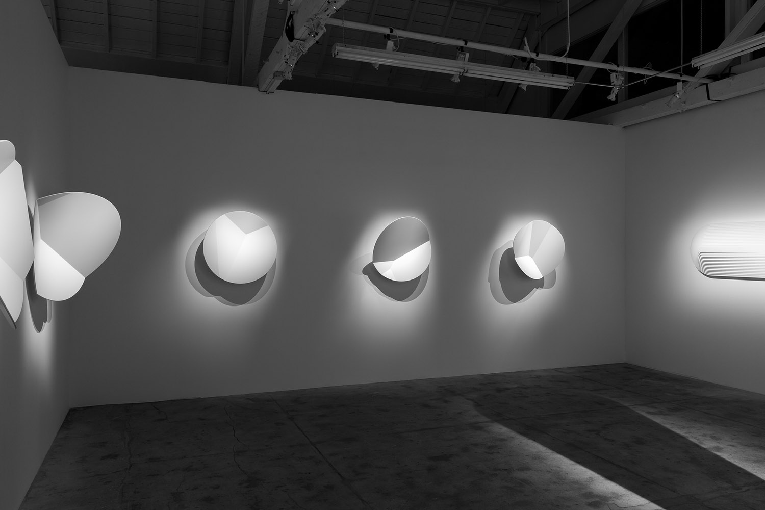 Light + Shadow Works by Phillip K Smith III 谷德设计网