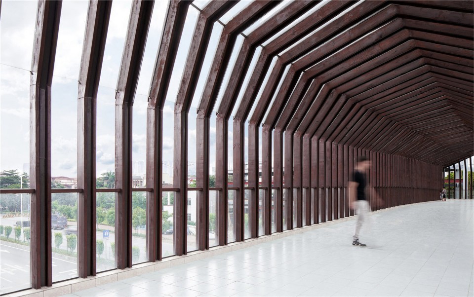1 photo p4_4 Foshan New City Village Walkway Bridge