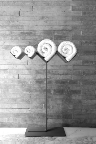 27_designsystems-tuve_detail-towel-rack_BD