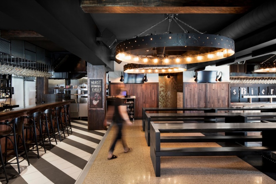 4-23529-preview_low_1081-3_23529_sc_v2com Das Bier by Humà design + architecture