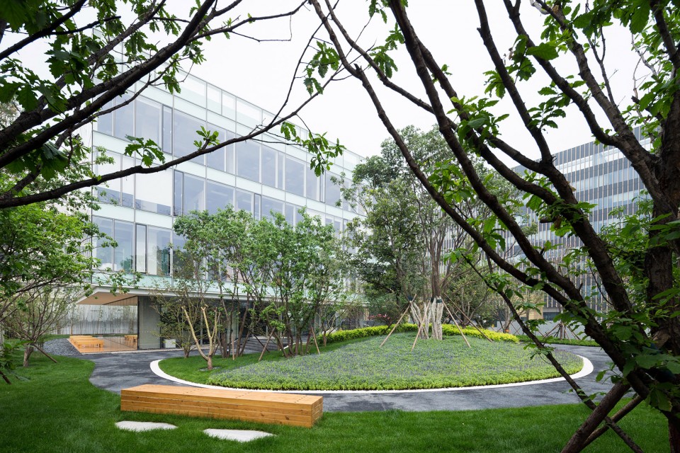 002 Tianzhu Marketing Center by Tsushima Design Studio