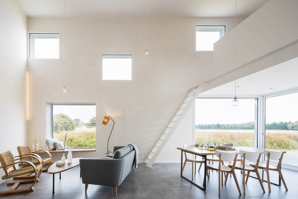 016-House For a Photographer by Studio Razavi Architecture