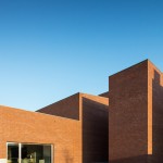 Llinars del Vallès礼堂剧院，西班牙 / Álvaro Siza Vieira + Aresta Arquitectura