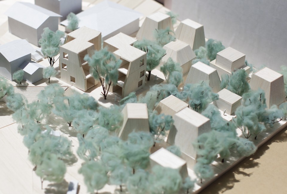 017-between trees by tailored design lab