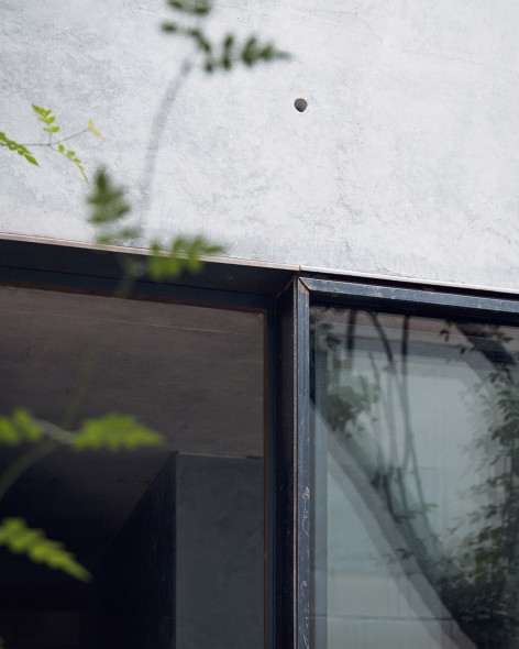 019-ANTONIO SOLA TOWN-HOUSES by Jorge Ambrosi y Gabriela Etchegaray