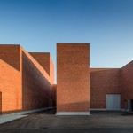 Llinars del Vallès礼堂剧院，西班牙 / Álvaro Siza Vieira + Aresta Arquitectura