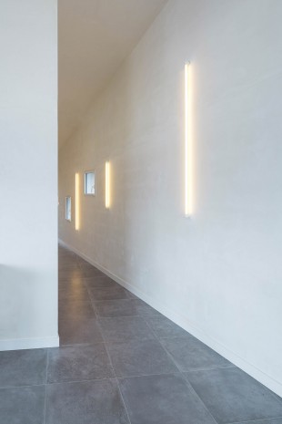 025-House For a Photographer by Studio Razavi Architecture