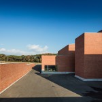 Llinars del Vallès礼堂剧院，西班牙 / Álvaro Siza Vieira + Aresta Arquitectura