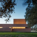 Llinars del Vallès礼堂剧院，西班牙 / Álvaro Siza Vieira + Aresta Arquitectura