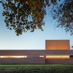 Llinars del Vallès礼堂剧院，西班牙 / Álvaro Siza Vieira + Aresta Arquitectura
