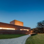 Llinars del Vallès礼堂剧院，西班牙 / Álvaro Siza Vieira + Aresta Arquitectura