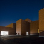 Llinars del Vallès礼堂剧院，西班牙 / Álvaro Siza Vieira + Aresta Arquitectura