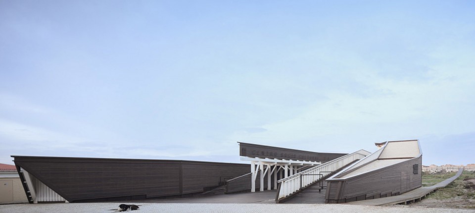 004-Costa Nova Social and Cultural Center by ARX Portugal1