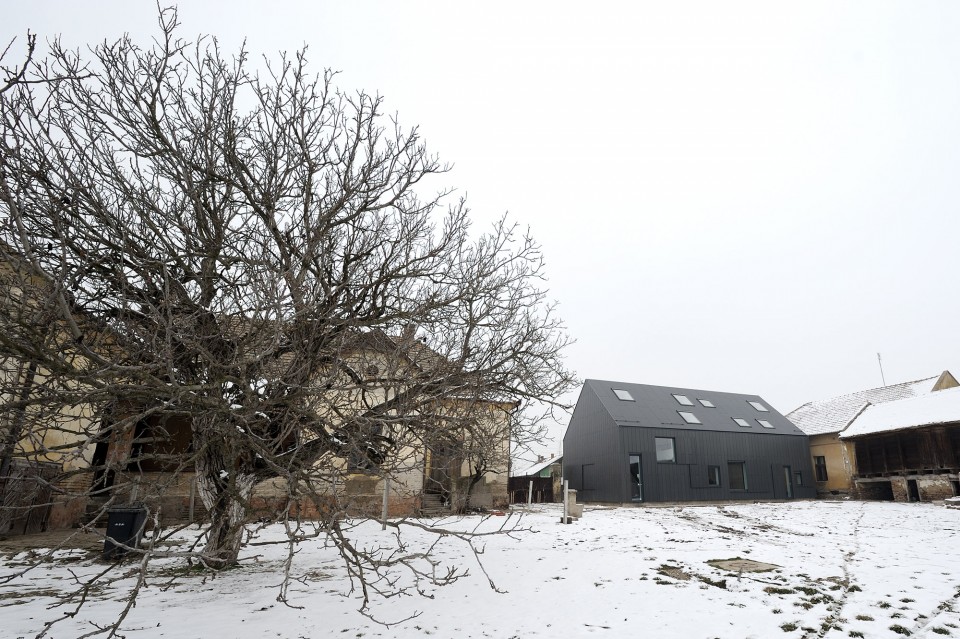 006 House B by Studio AUTORI