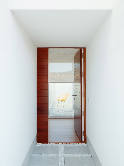 009-AJ HOUSE by O+C arquitectos