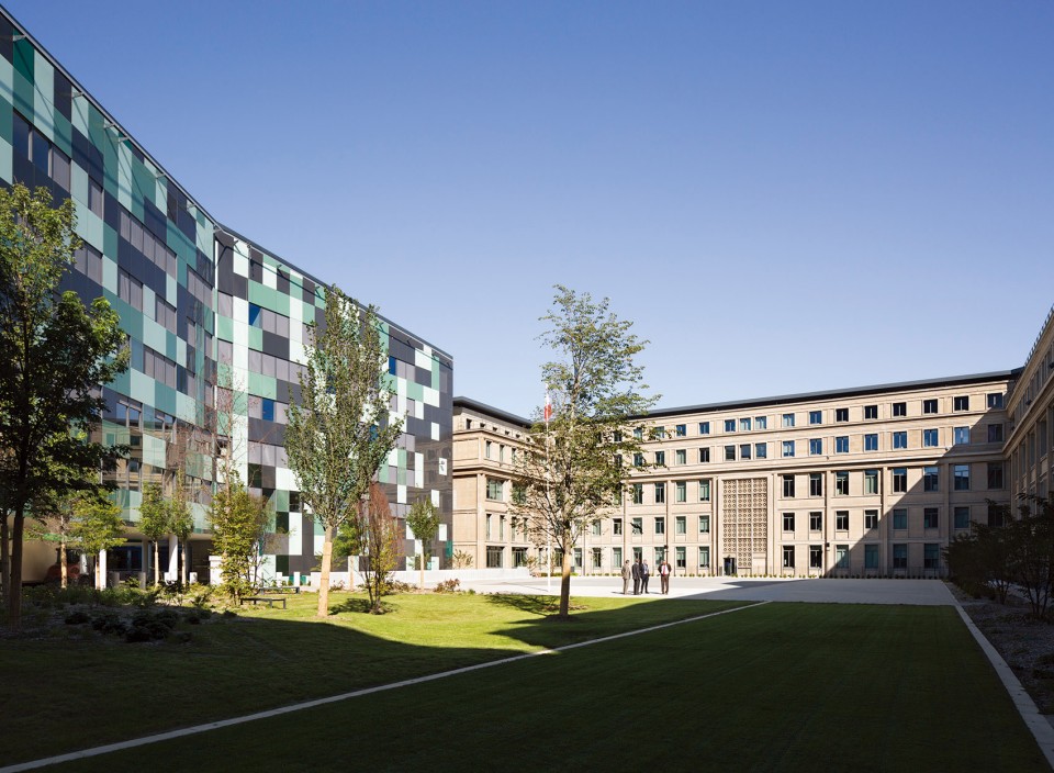 010-“Hexagone Balard” by Agence Nicolas Michelin & Associates1