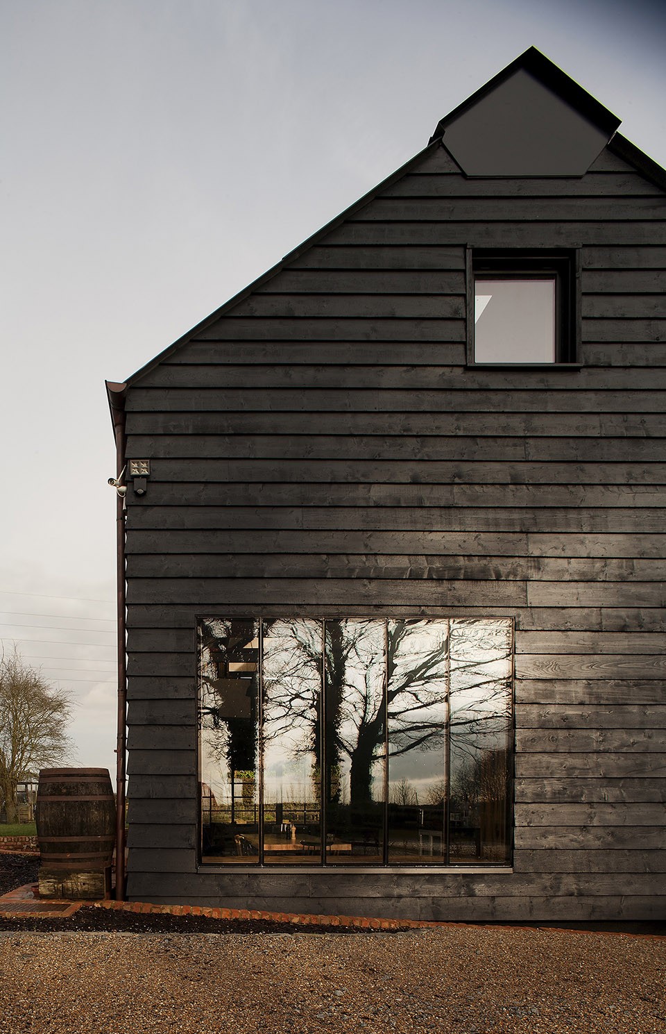 010-The Ancient Party Barn by Liddicoat & Goldhill