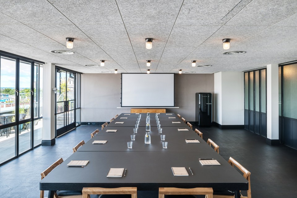 011-Ace Hotel by Universal Design Studio