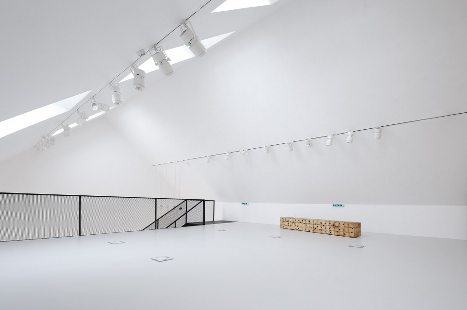 012 House B by Studio AUTORI