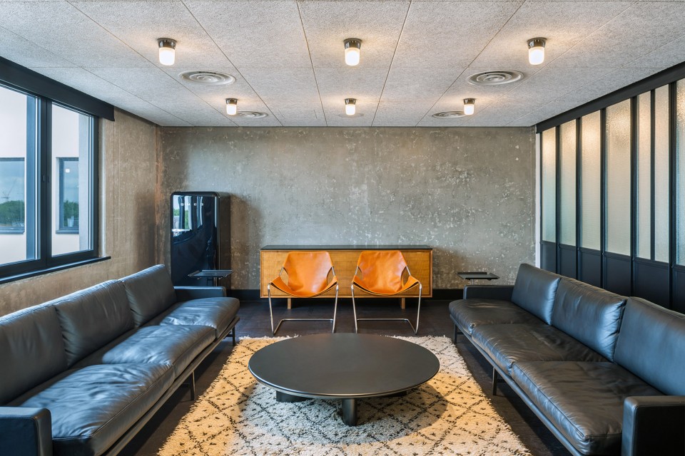 014-Ace Hotel by Universal Design Studio